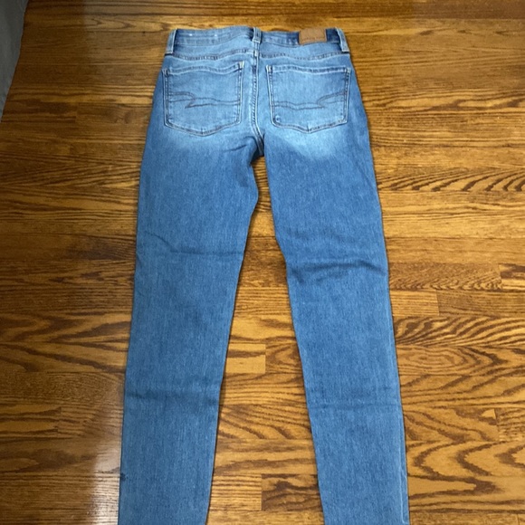 American Eagle- Next Level Stretch Short Skinny Jeans - Picture 2 of 3